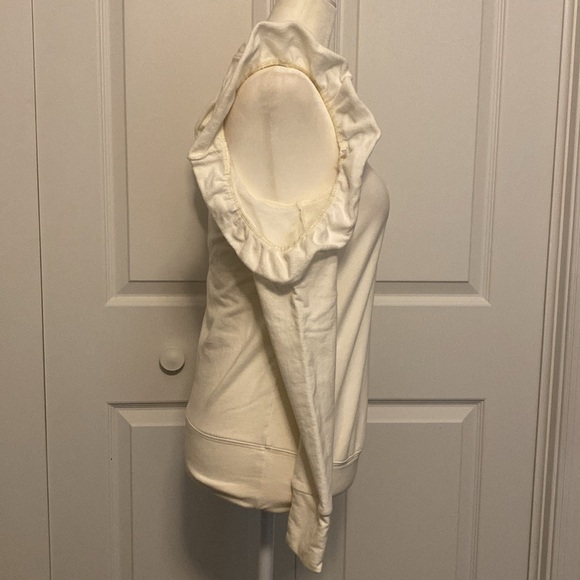 Bebe shoulder cut out sweater - Picture 3 of 4